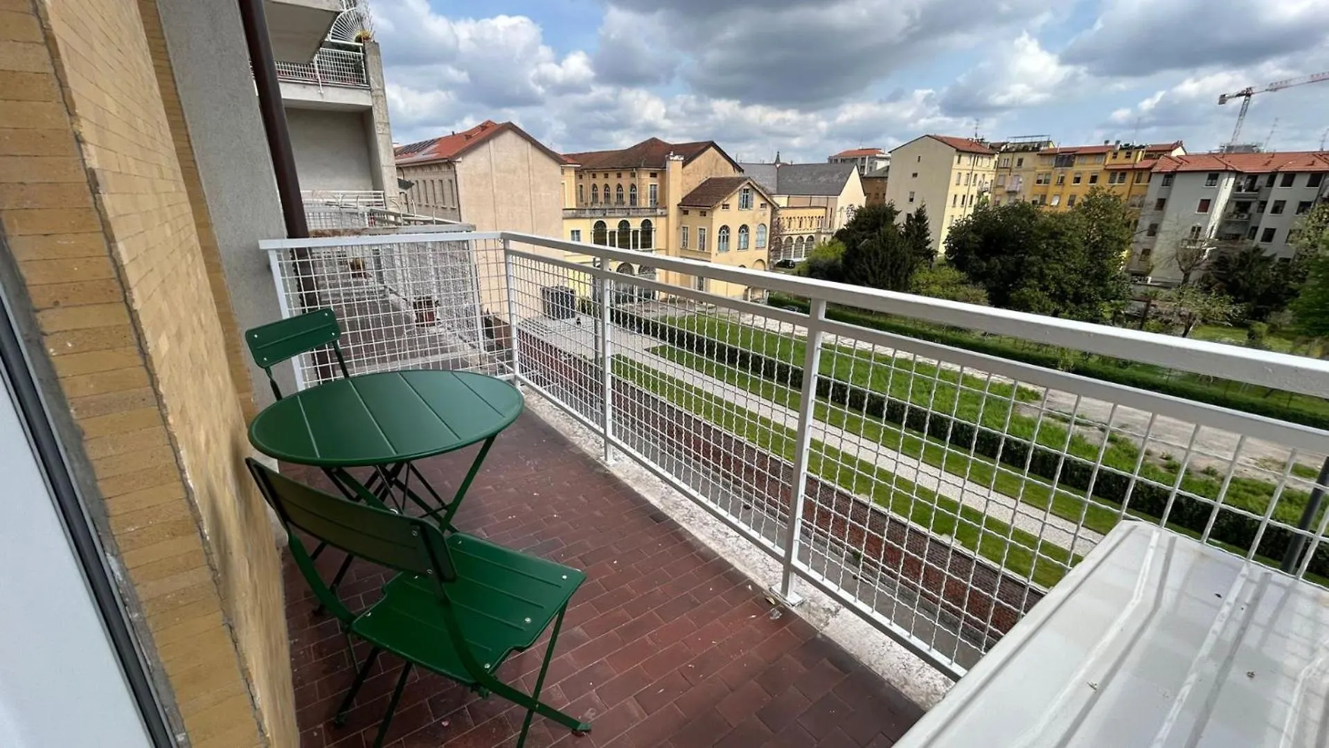 Easylife - Splendido Appartamento Con Balcone Milano 0*,